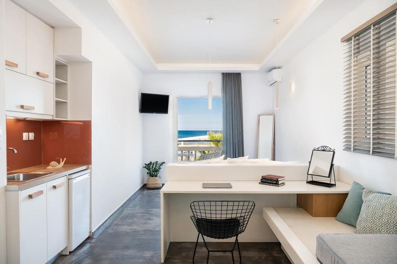Tropicana Beach Resort Stalós Dış mekan fotoğraf